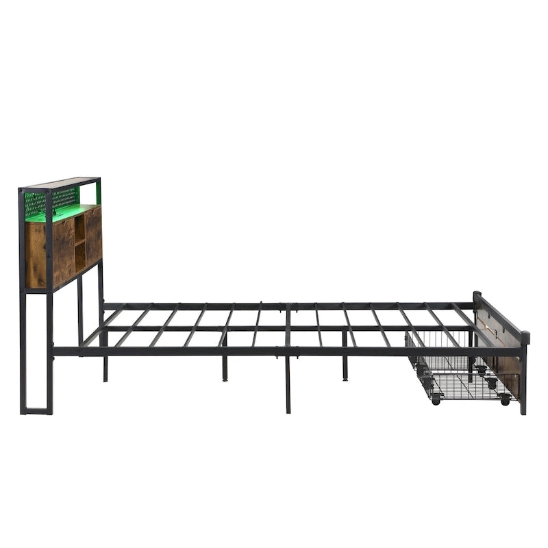 Cama de almacenamiento metálica tamaño king con luces LED y cabecero de madera