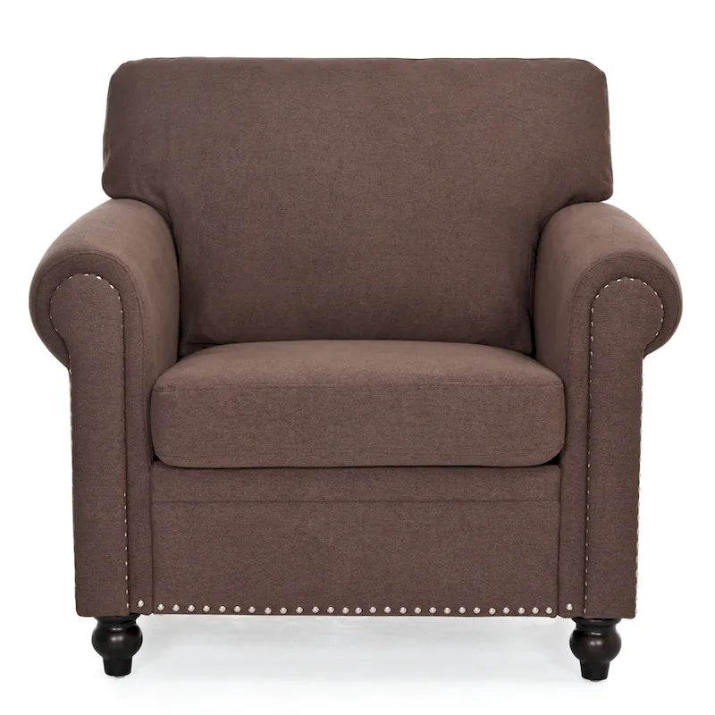 Sillón decorativo tapizado marrón con brazos enrollados y ribete de tachuelas