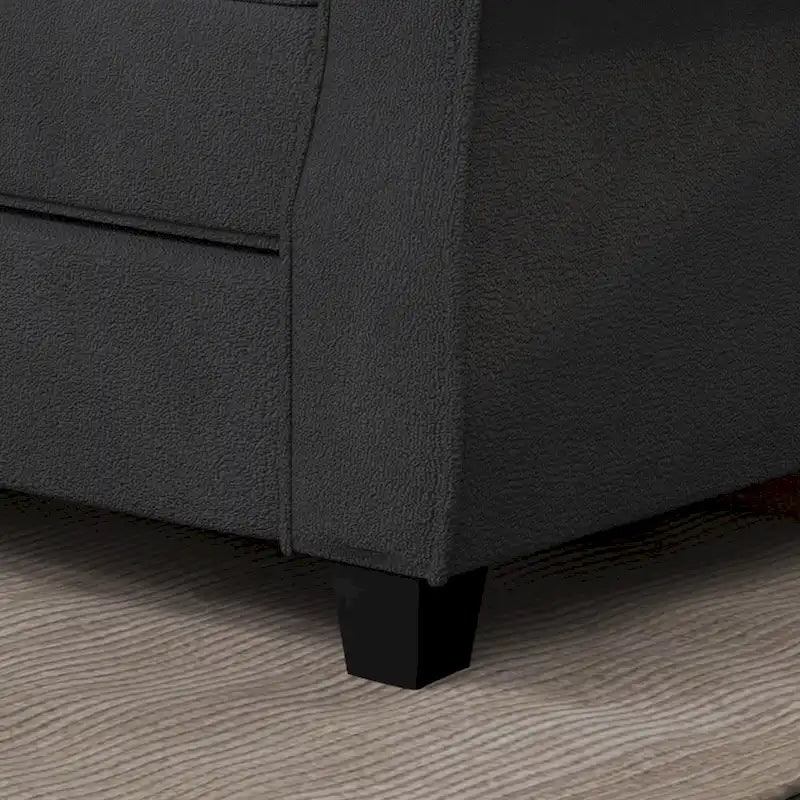 Gepolstertes Sofa mit Massivholzrahmen und Schaumstoffpolstern
